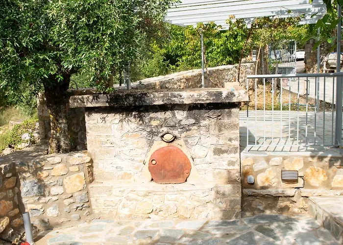 Armonia Sun Tower Apartmán *