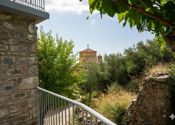 Armonia Sun Tower Apartment *